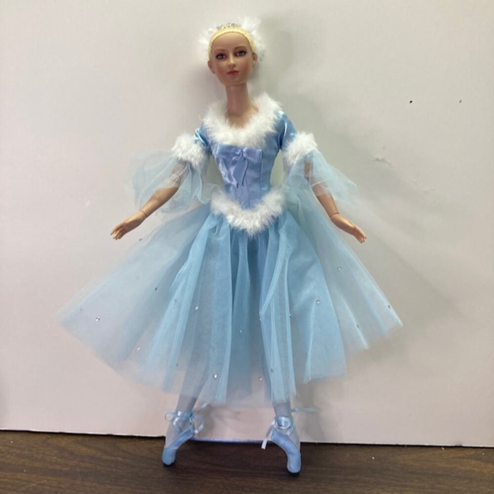 Y2K Robert Tonner 16" L'Hiver Ballerina Emilie #T6NYDD04 (2006) EUC LE1000